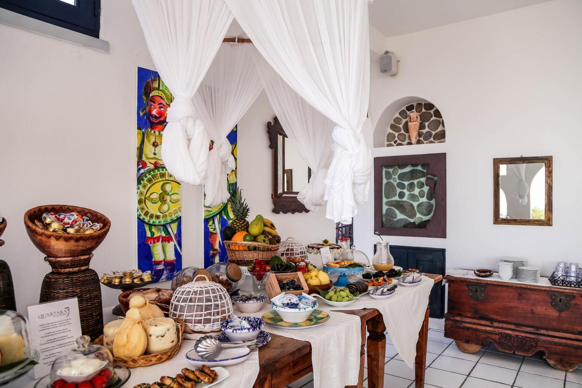 Quartara Boutique Hotel Panarea Bagian luar foto