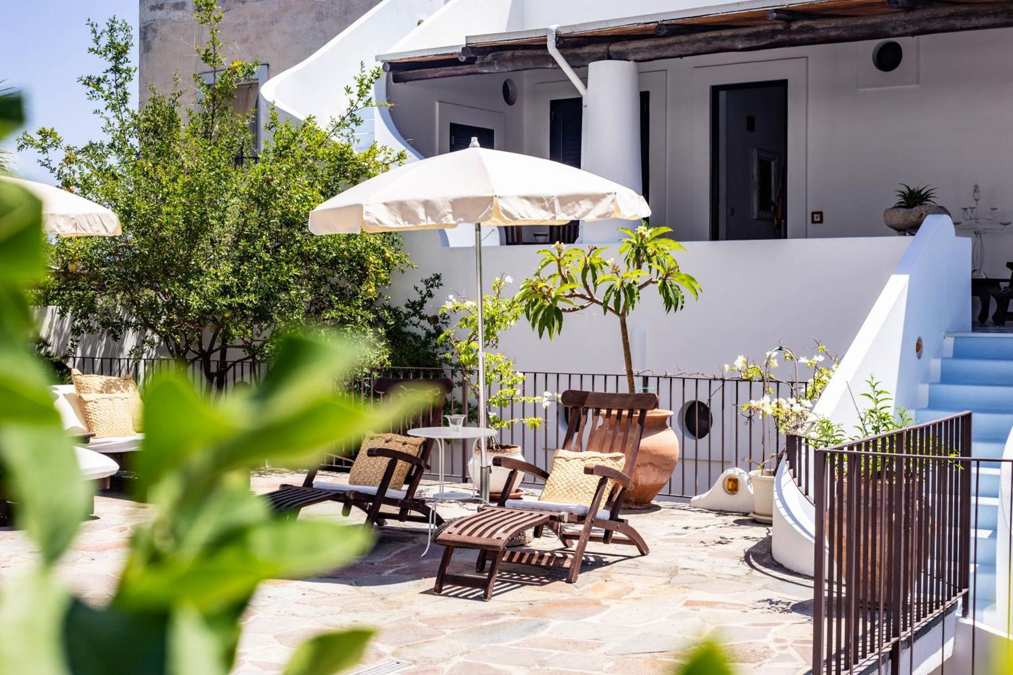 Quartara Boutique Hotel Panarea Bagian luar foto