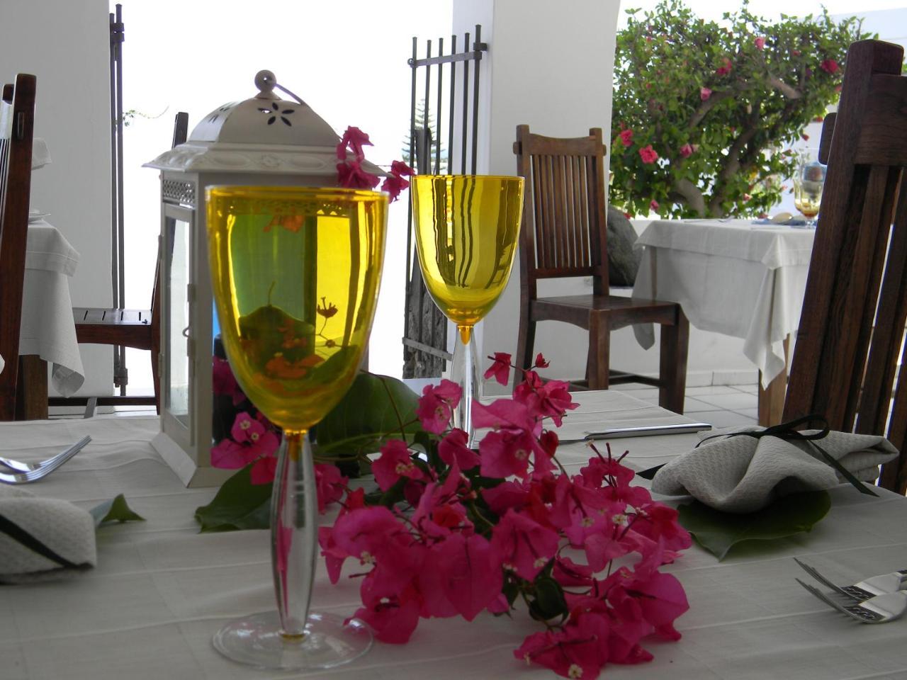 Quartara Boutique Hotel Panarea Bagian luar foto